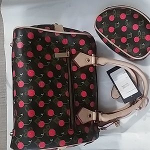 P Handbag with cosmetic bag